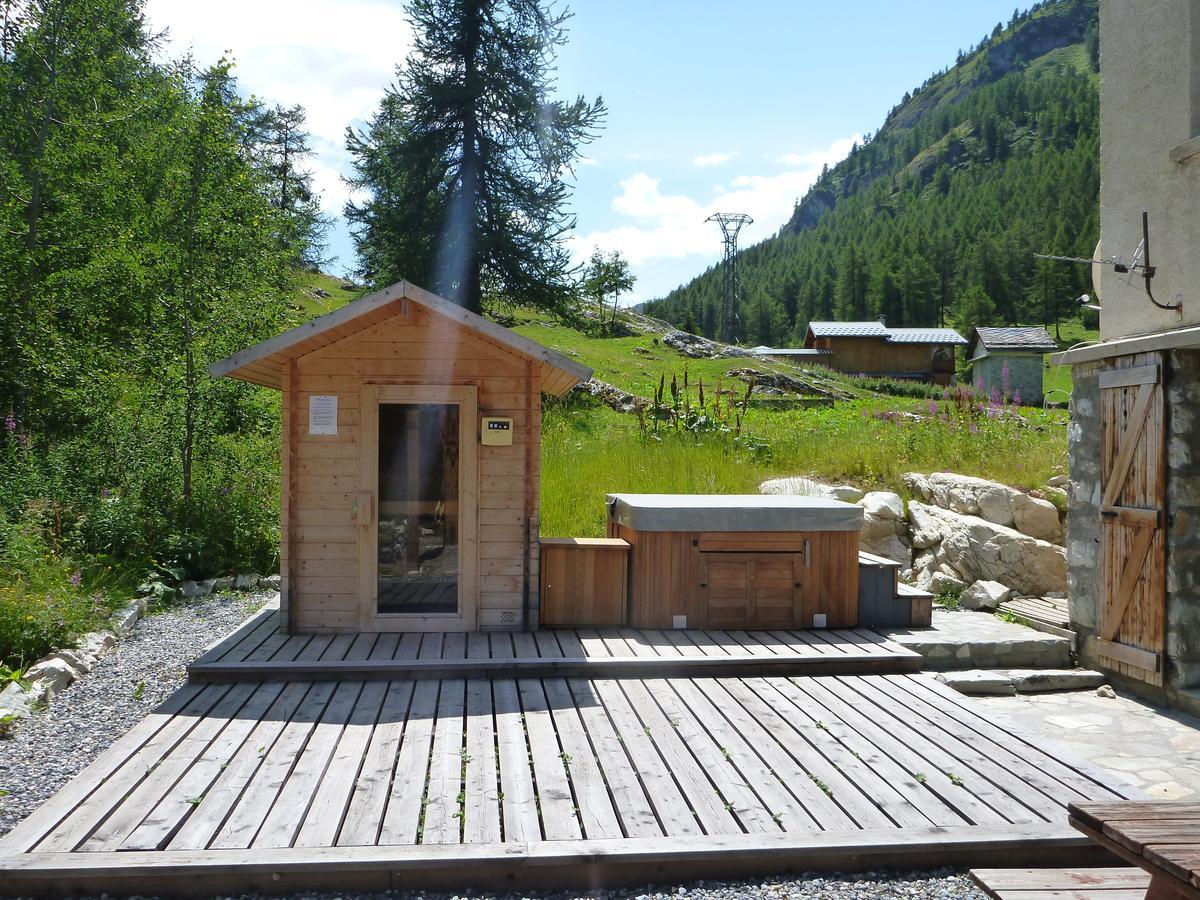 Chalet Les Melezes Bed and Breakfast Tignes Zewnętrze zdjęcie